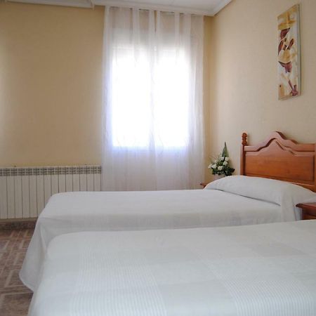 Hostal Avila โอคานญา ภายนอก รูปภาพ