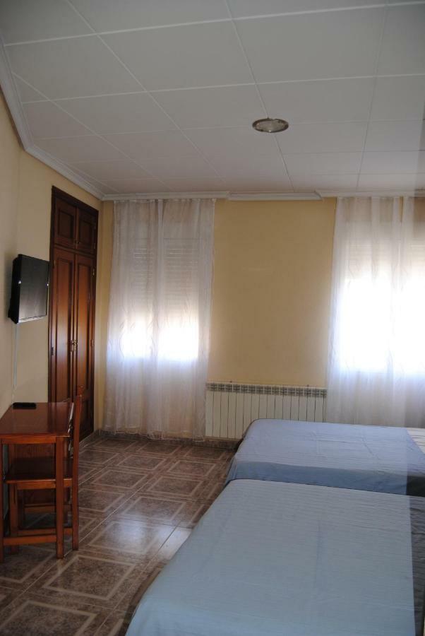Hostal Avila โอคานญา ภายนอก รูปภาพ