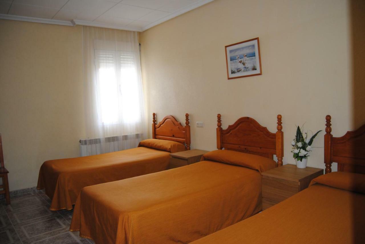Hostal Avila โอคานญา ภายนอก รูปภาพ