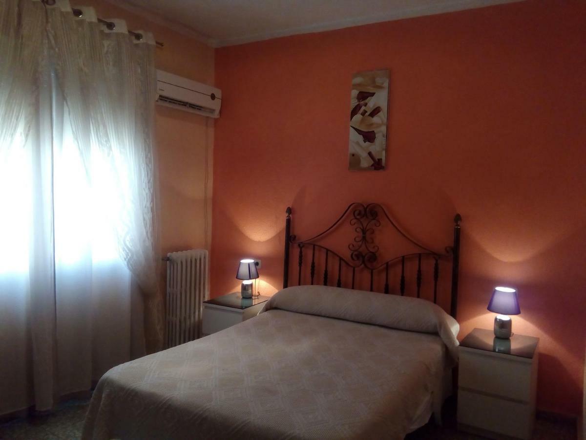 Hostal Avila โอคานญา ภายนอก รูปภาพ